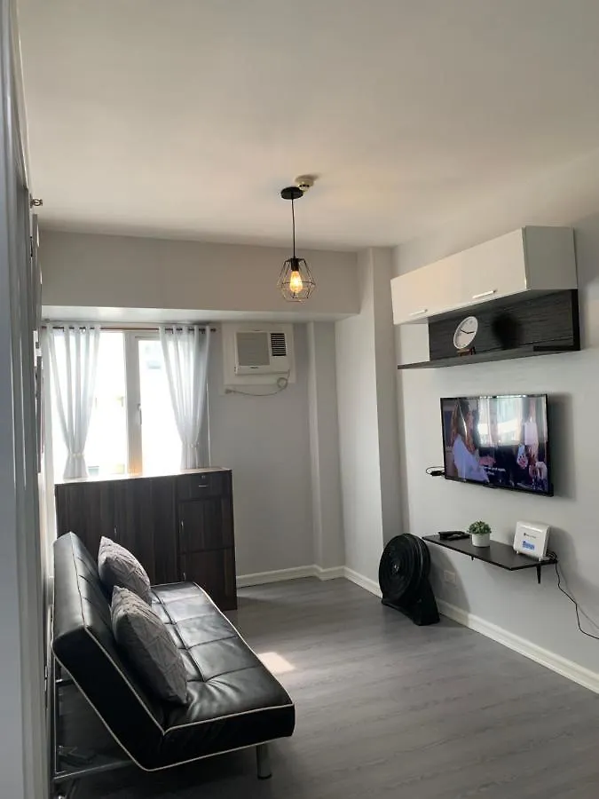 Cozy 1 Bedroom Near Alabang Town Center And Molito With Wifi And Netflix Manila